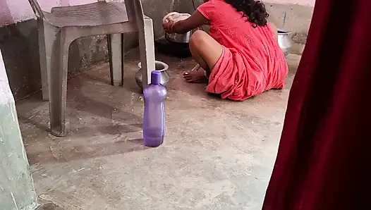 Hintli ateşli seksi desi kız sikiliyor