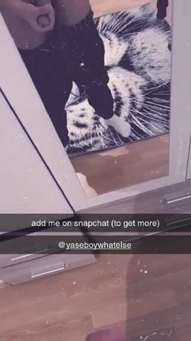 Hot boy jerk over the mirror ( sc:yaseboywhatelse)