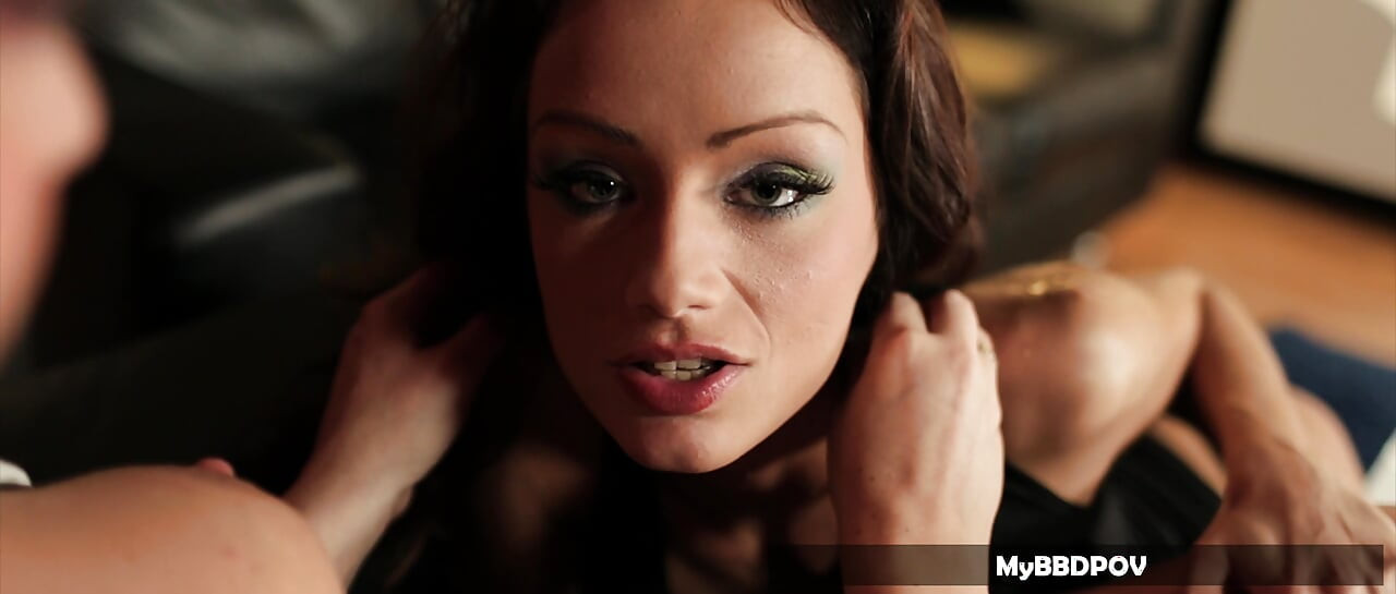 Anal Lesbian Fun for Simony Diamond & Sophie Lynx