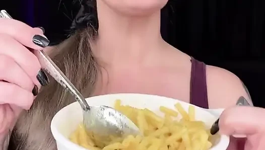 Late Night Foodie Fetish Friday