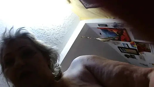 1387 DawnSkye снова показывает колготки