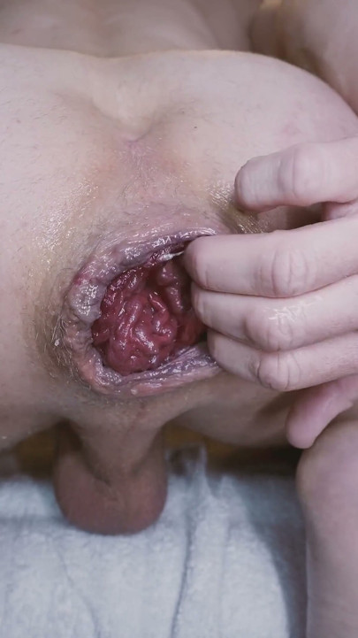 Anus Pump Play Makes My Lips Defined and Nice