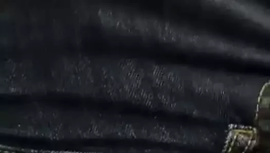 Bulge arasında ben ve boşalmak içinde onun kot