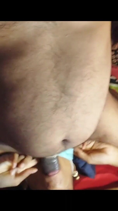 Erkek arkadaşımın en iyi oral seksini yarak yalıyorum | Klip 1