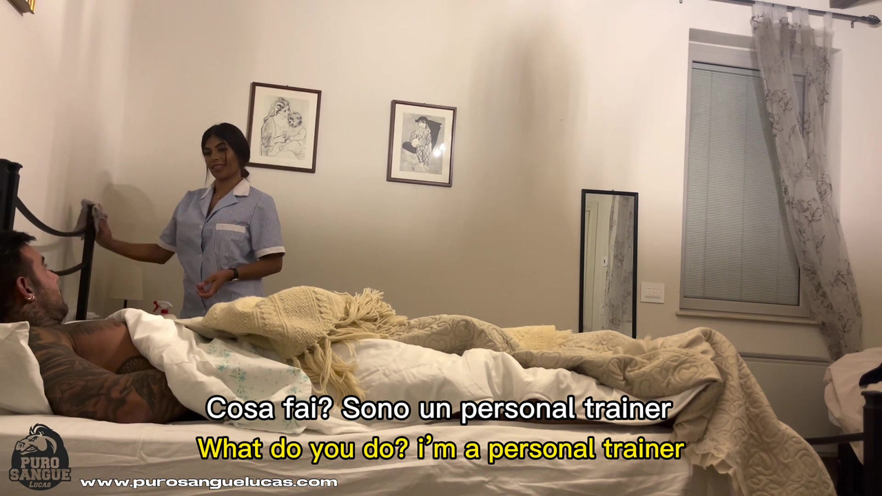 和一个大奶子拉丁清洁女郎给我的老婆戴绿帽