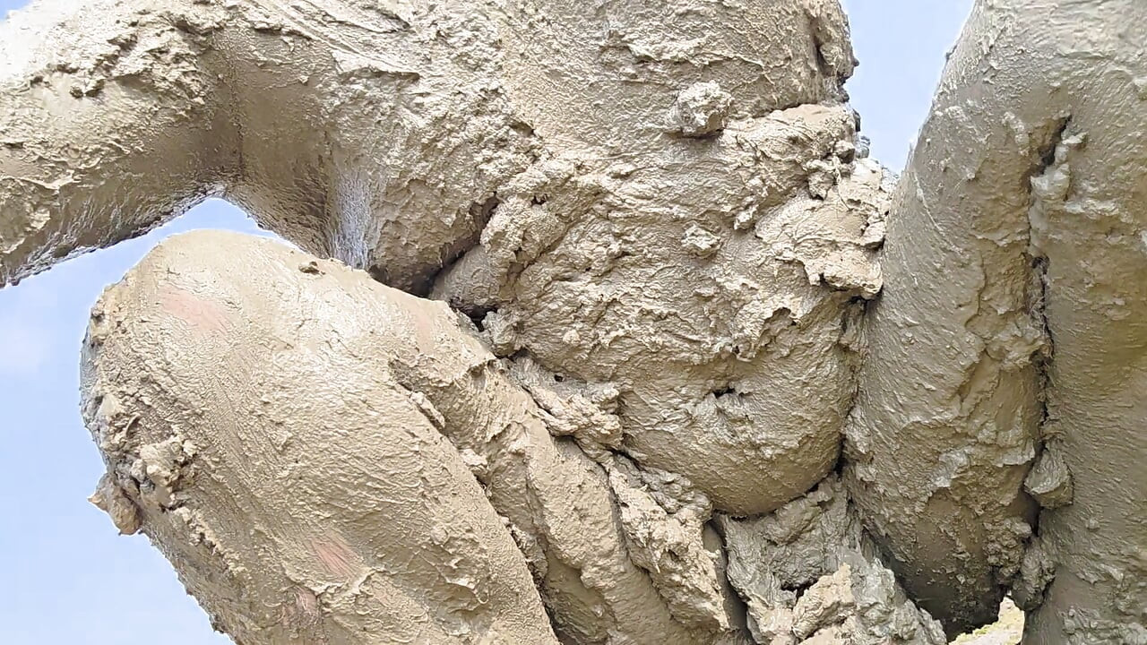 Λάσπη λάσπη που απολαμβάνουν οι jangal