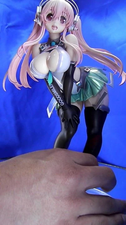 figure bukkake (Racing Sonico) 190605