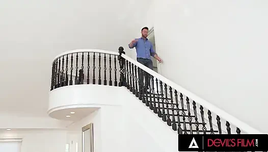 Film mesum - kompilasi ngentot hot bareng babysitter selama 1 jam!