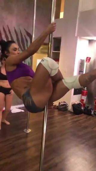 Pole slip tanga brasileira