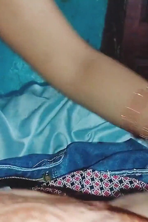 Bakire göt sikişi ilk kez acı verici seks Hintli desi yenge sert sert video