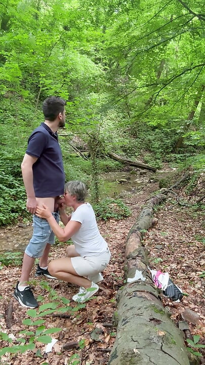 Madam O Outdoor Anal 5