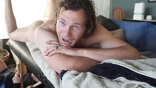 Massage Bed Glory Hole Blowjob & Facial