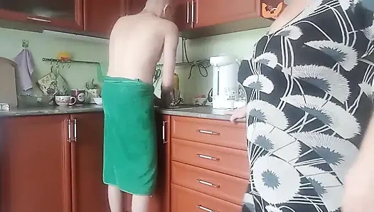 She jerked off my cock and helped me cum