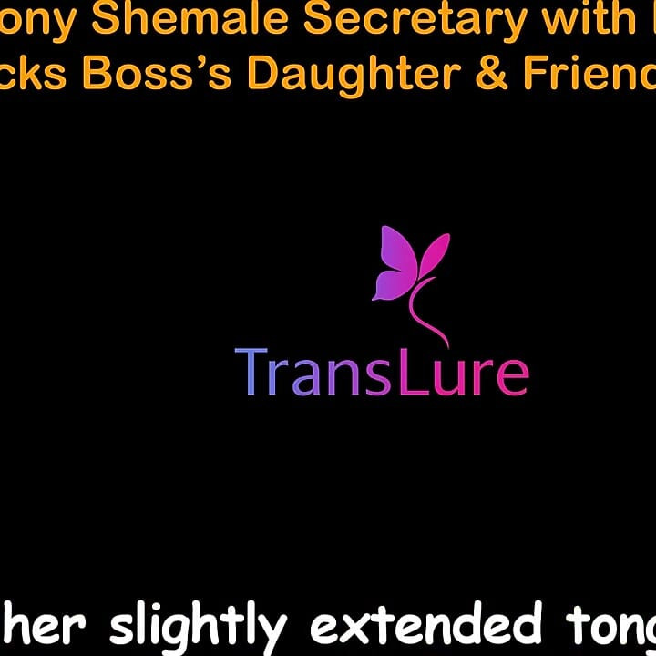 Historia de sexo en audio inglés - secretaria transexual de ébano alta con una polla enorme - se folla a la hija y amiga del jefe - parte 4