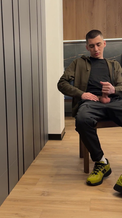 Powerful moment from "Dude jerked off and Cum on camera"
