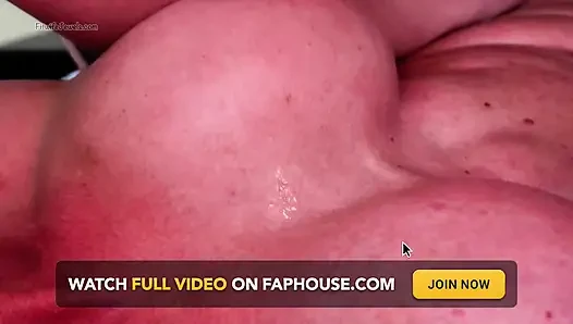 Muskelanbetung - feuchte muschi - BBC bodybuilder ficken - creampie