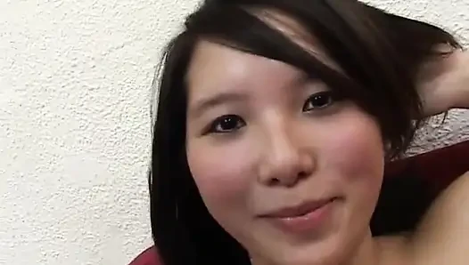 Lee-Chee'nin striptiz röportajı