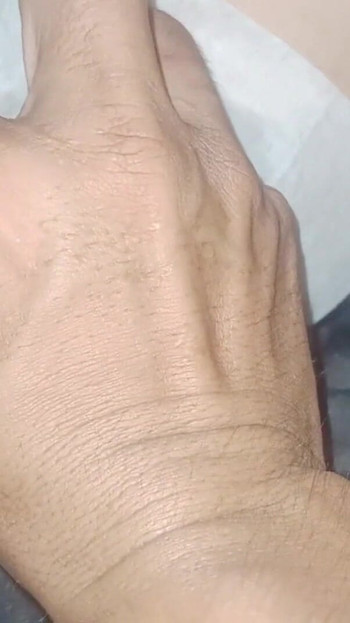 A shower to start and end a creamy day | Clip 2