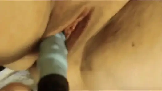 Apa yang terjadi jika aku sendirian di kamar b?