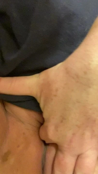 Fingering my pussy