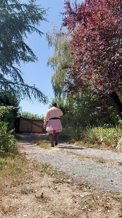 Dressed in a little pink lace skirt for an evening out