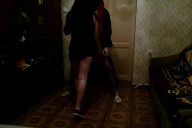 Homemade Russian Ballbusting