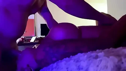 Mendapatkan sedikit aneh di malam hari 3