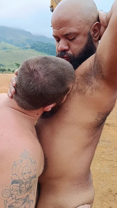 Bearded Uncle Being Fucked by Z Agroboy in Passio in the Countryside