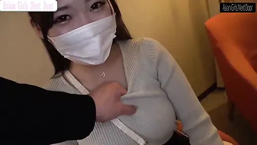Award-winning Gravure Idol Draws Attention, Exclusive POV Captures Intense Triple Climax Moment