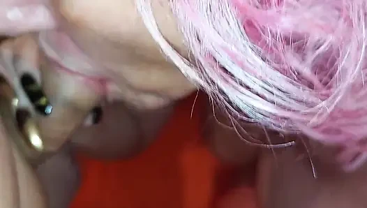 BBW deutsche oma isst sperma!