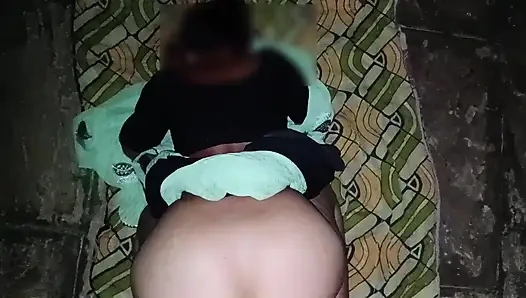 Devar ji, üvey erkek kardeşin dışarıda, götümün kaşıntısını sil, kayınbiraderi, kimseye söylemeyeceğim, seni sikmek istiyorum