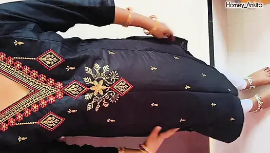 Kakak tiri desi ketahuan berbicara dengan bf dan dihukum oleh saudara tiri bbc keras xxx, audio jernih hindi hd cerita persetubuh gadis desi hd