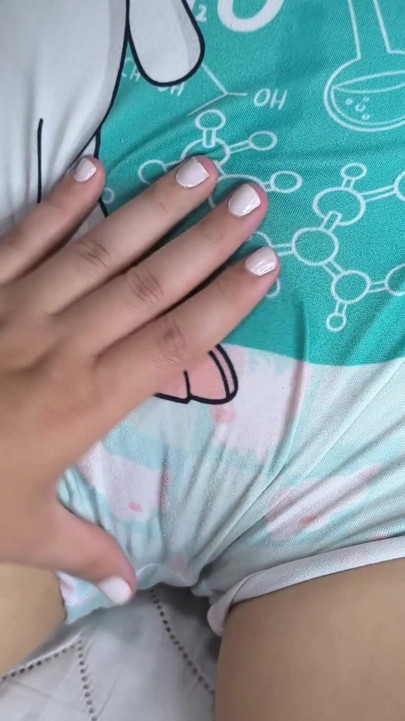 Sleepover night: I convinced my stepcousin to let a woman masturbate her. | Clip 1