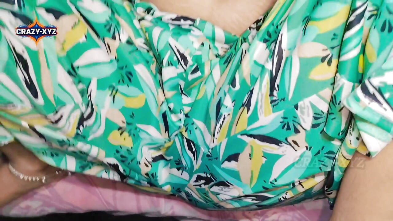 Beautiful Stepsister having Sex with stepbrother BBC, Desi Village Stepsister tight pussy Fuking (Hindi audio)