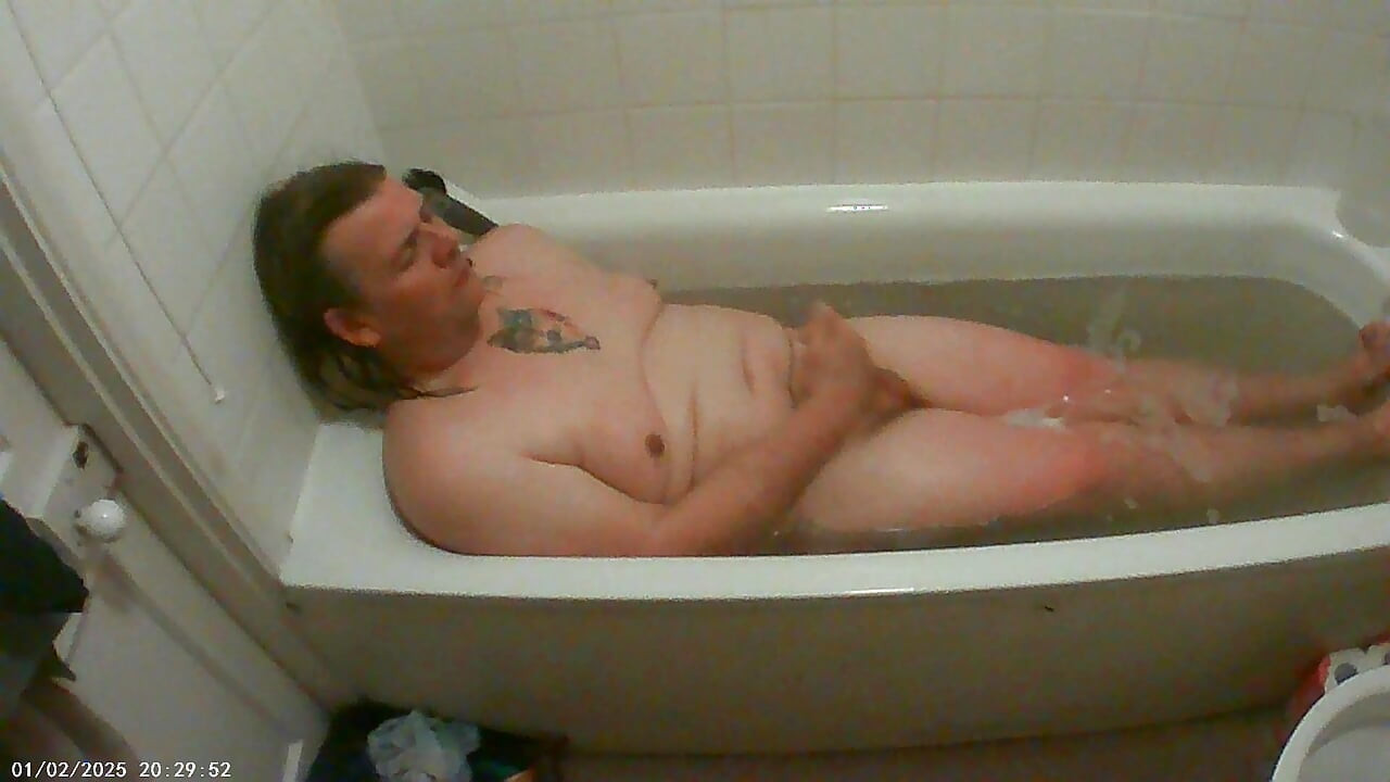 Дрочит в Барте