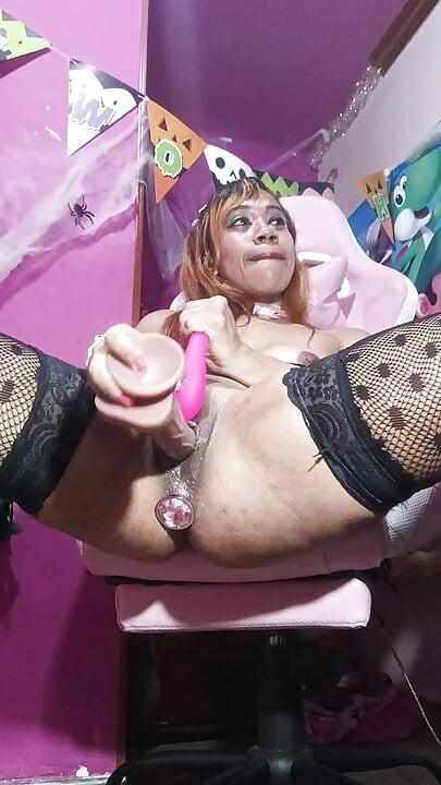 Anale grotere dildo vernietigt mijn kontgaatje papa live laat me groter in je lichaam spuiten, alsjeblieft Yumiii