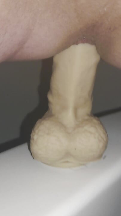 Vibrator mare în curul meu