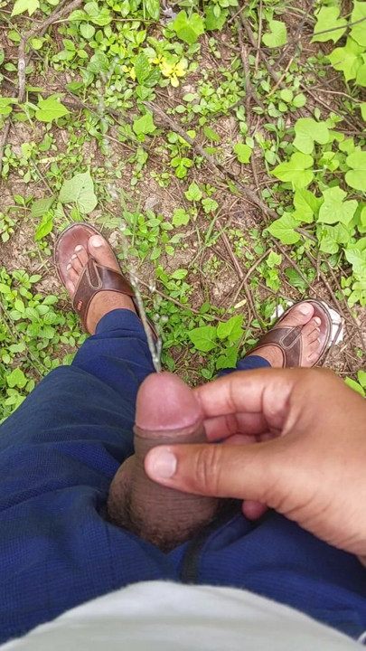Desi big cock is single on ground