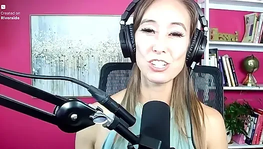 Trikepatrol röportajı - Christy Love (papaz, yetişkin sanatçı ve komedyen!)