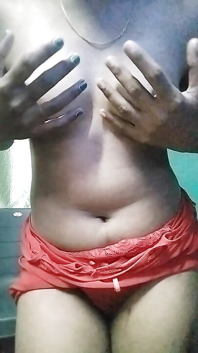 私は大学生で、私はホットだ