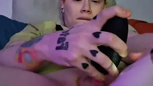 Enges MILf-pumpum