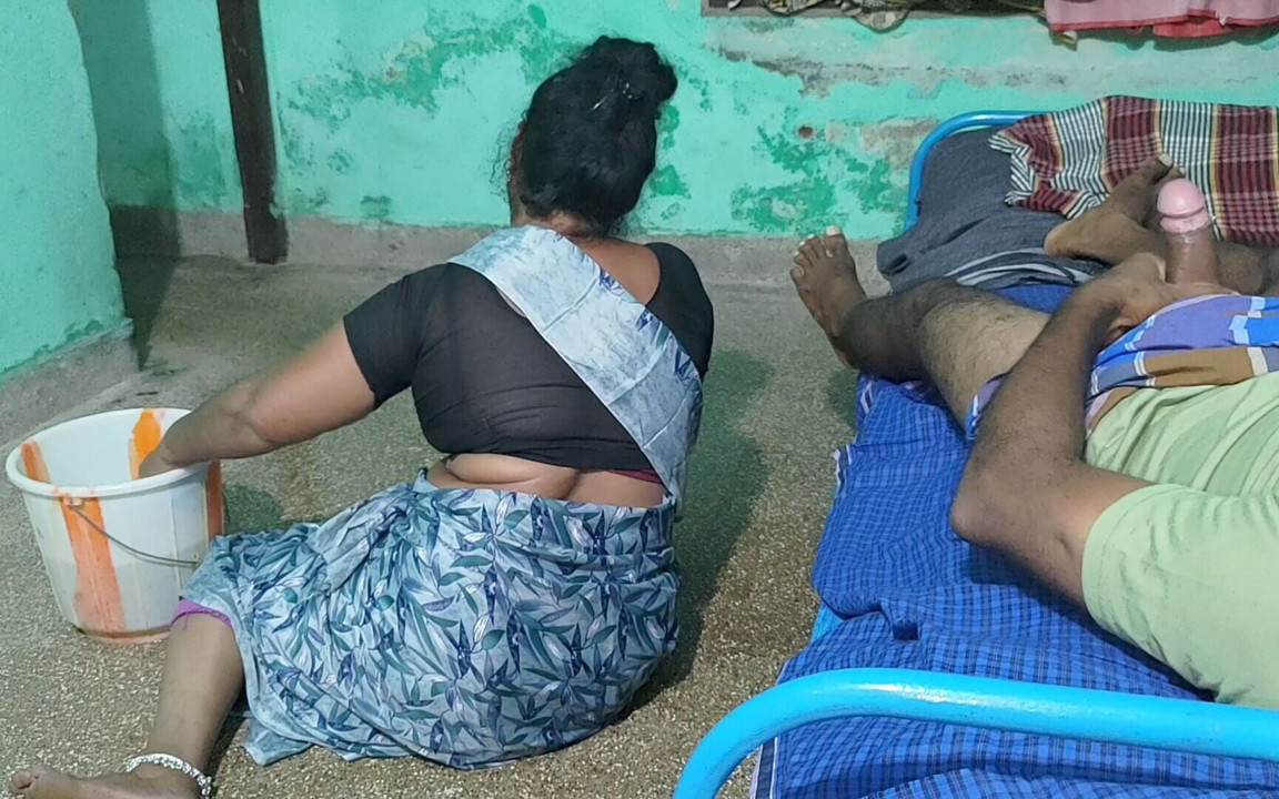 Aku ngentot hot sama pembantuku di rumah dan telan spermaku ke dalam memeknya