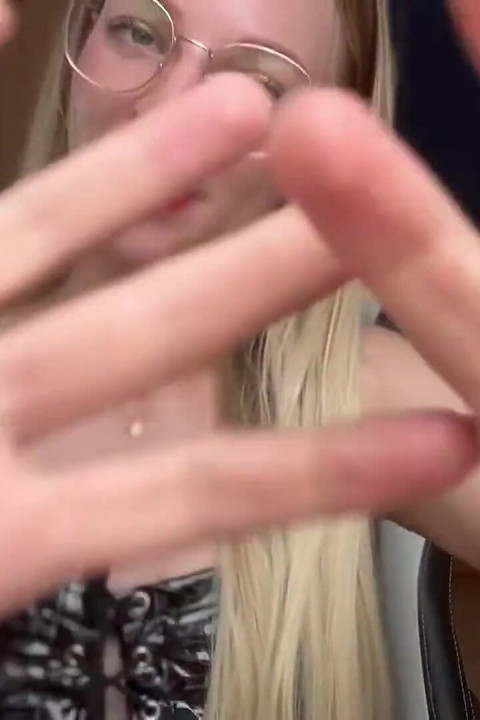 Asmr igra uloga neprikladno i nepristojno tretiranje