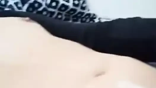 Adoro mamar assim um pau cheio de leite