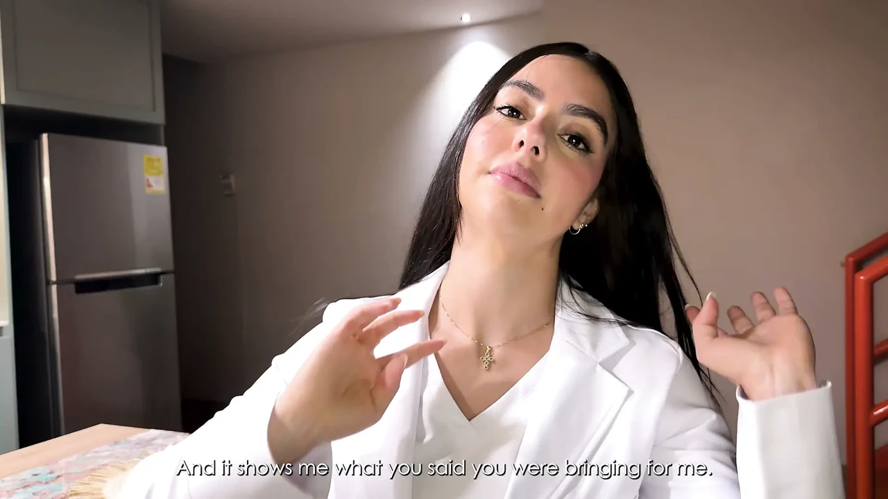 Unfaithful nurse skips work to have sex with her lover - Iris Rodriguez and Danner Mendez