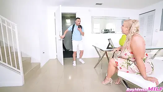 Schöne schöne vollbusige milf kümmerte sich nach einem langen tag gut um mich - Lila Lovely johnny Love