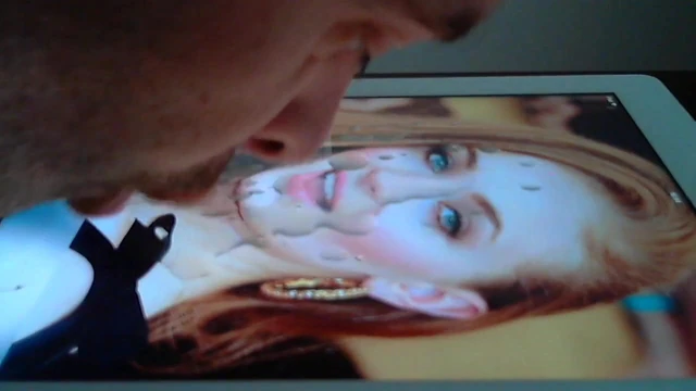 Cum on Sophie Turner - february 2015
