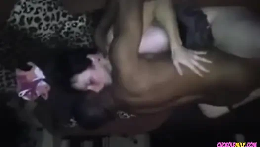 Cuckold milf - istri yang selingkuh