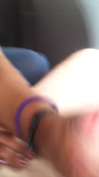 Another handjob in the car