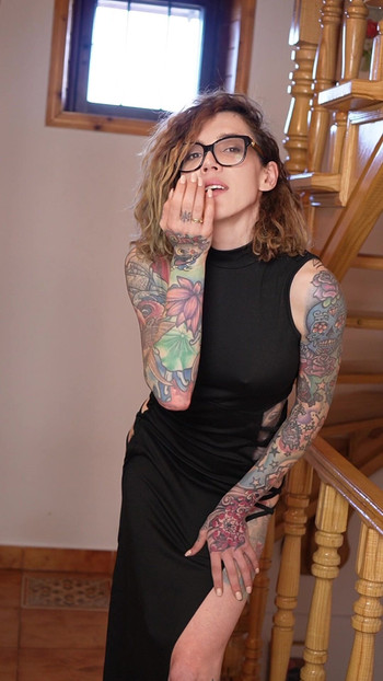 My inked body looks even hotter in a dress 🔥
